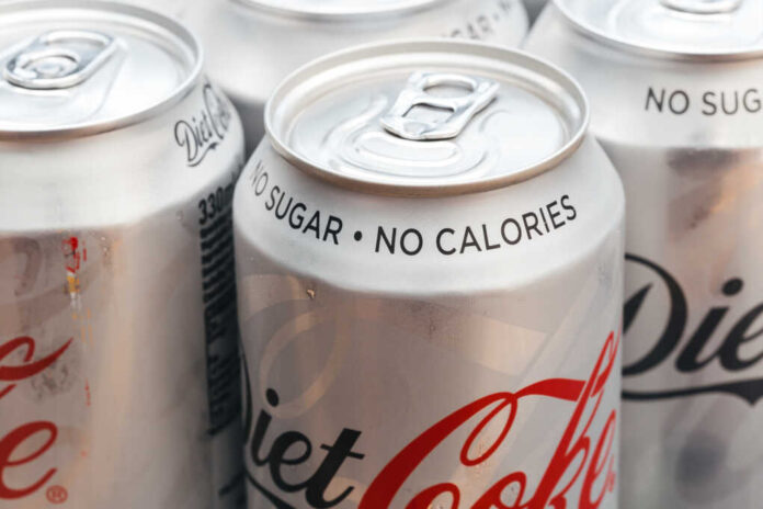 London,-,July,31,,2018:,Group,Of,Cold,Cans,Of